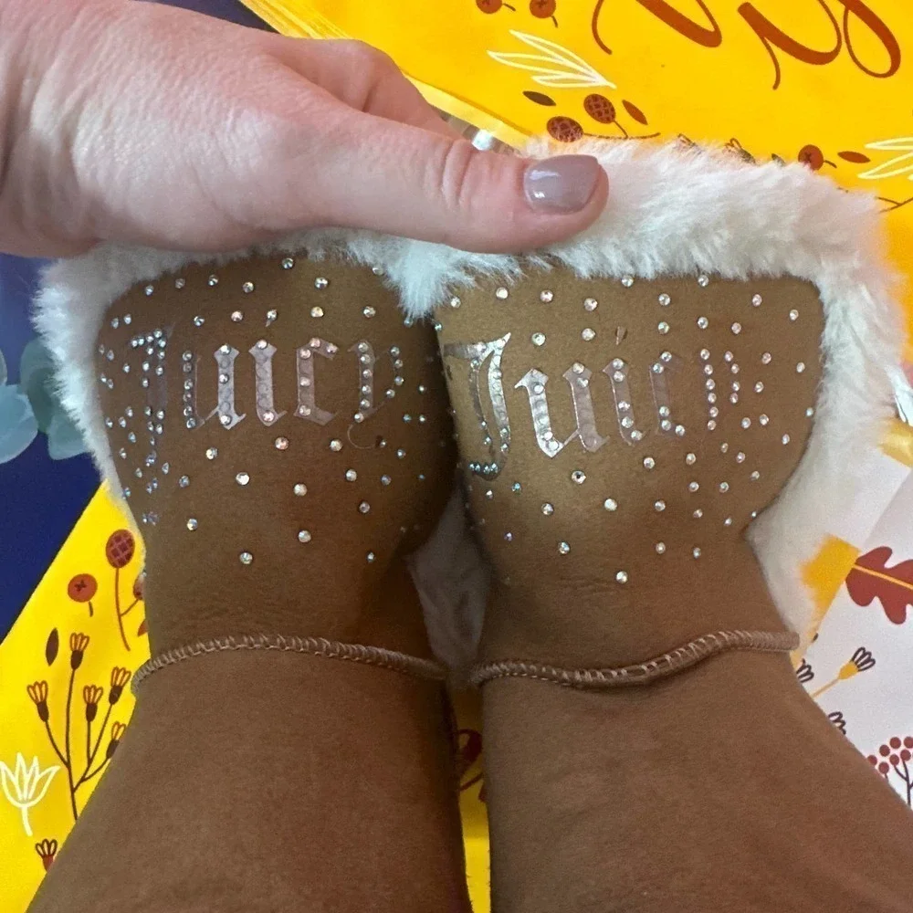 JUICY couture boots